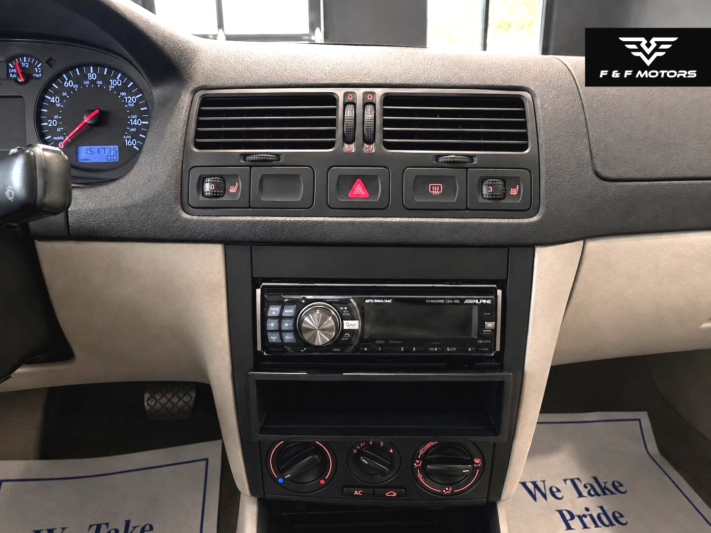 2001 Volkswagen Jetta GLS — Interior