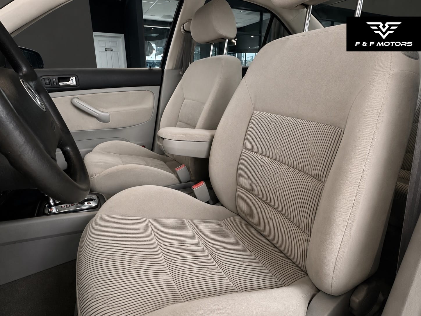 2001 Volkswagen Jetta GLS — Interior