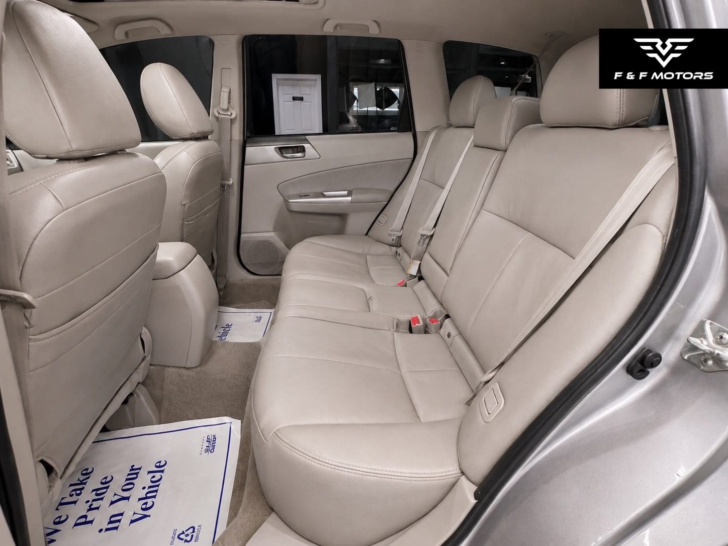 2010 Subaru Forester 2.5X Premium — Interior