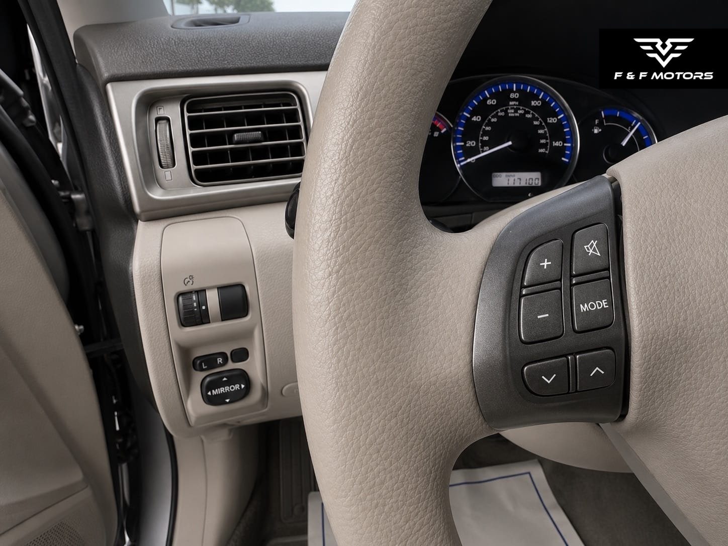 2010 Subaru Forester 2.5X Premium — Interior