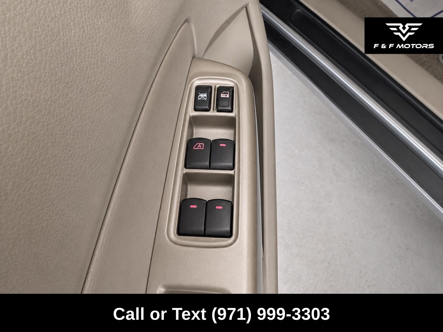 2010 Subaru Forester 2.5X Premium — Interior