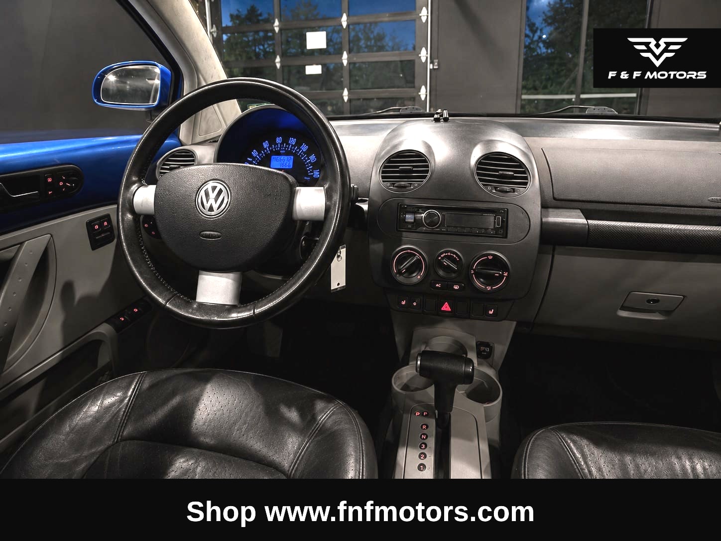 2000 Volkswagen New Beetle GLS — Interior