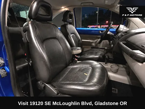 2000 Volkswagen New Beetle GLS — Interior