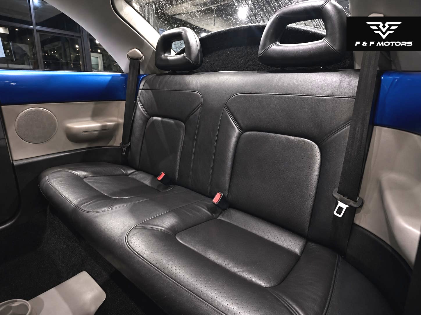 2000 Volkswagen New Beetle GLS — Interior