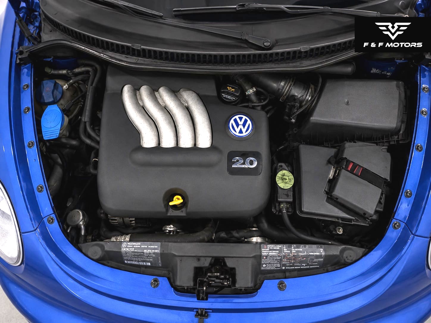2000 Volkswagen New Beetle GLS — Engine