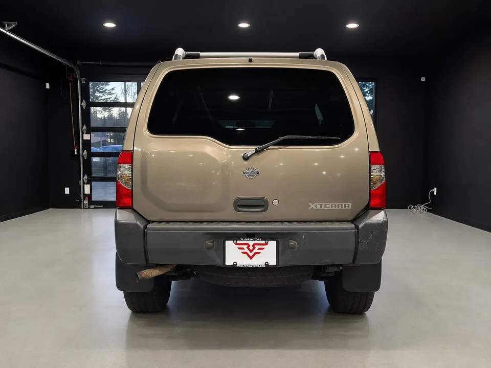 2001 Nissan Xterra XE-V6 photo 4