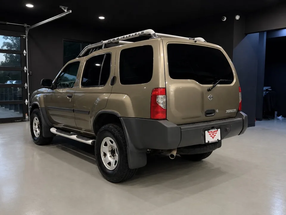 2001 Nissan Xterra XE-V6 photo 5