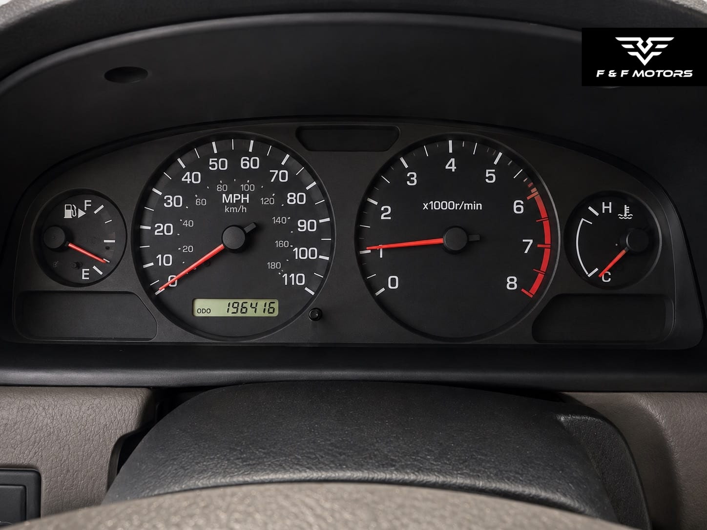 2001 Nissan Xterra XE-V6 photo 10