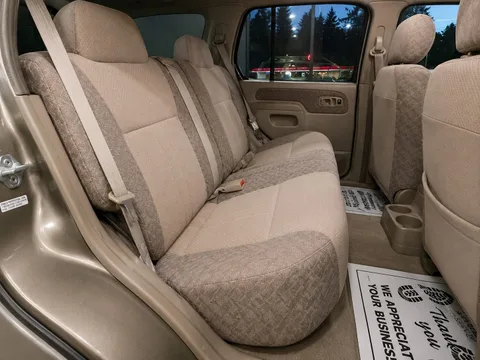 2001 Nissan Xterra XE-V6 — Interior