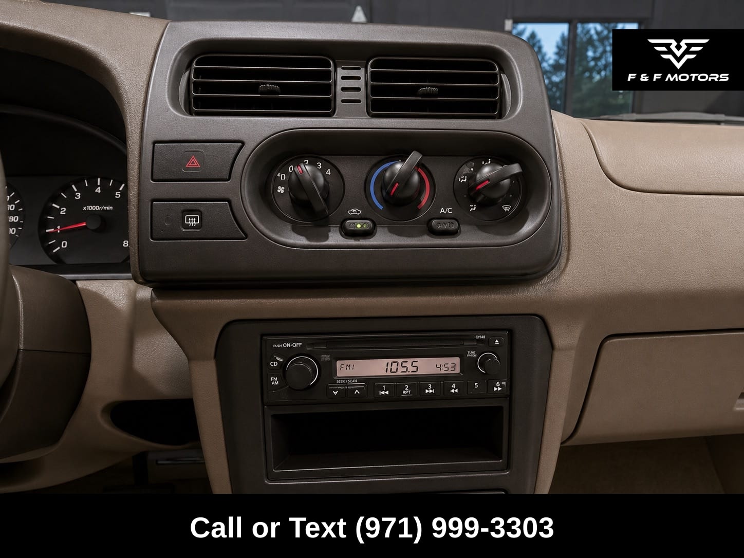2001 Nissan Xterra XE-V6 photo 19