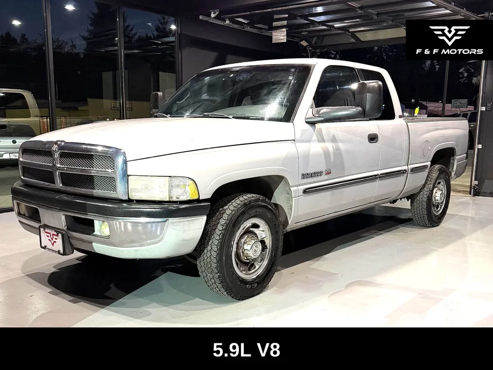 1999 Dodge RAM 2500 SLT — Exterior · Photo 2