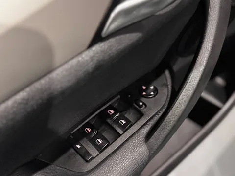 2015 BMW X1 xDrive28i — Interior