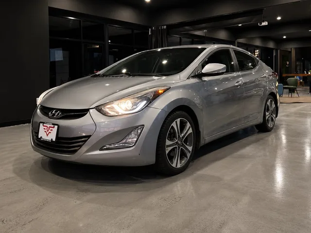 2015 Hyundai Elantra, photo 2