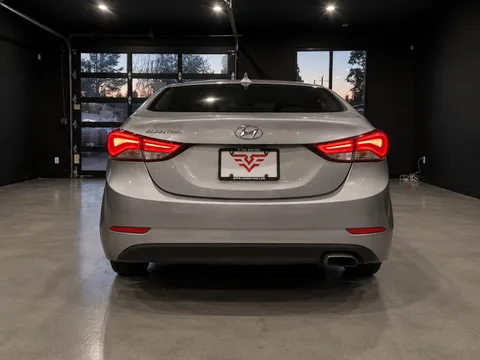 2015 Hyundai Elantra Sport photo 4