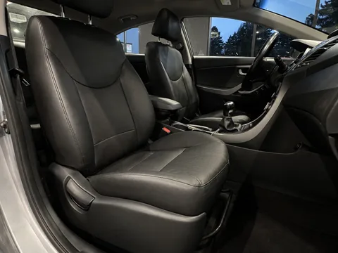2015 Hyundai Elantra Sport — Interior