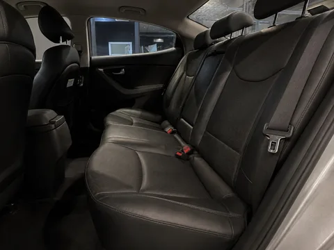 2015 Hyundai Elantra Sport — Interior