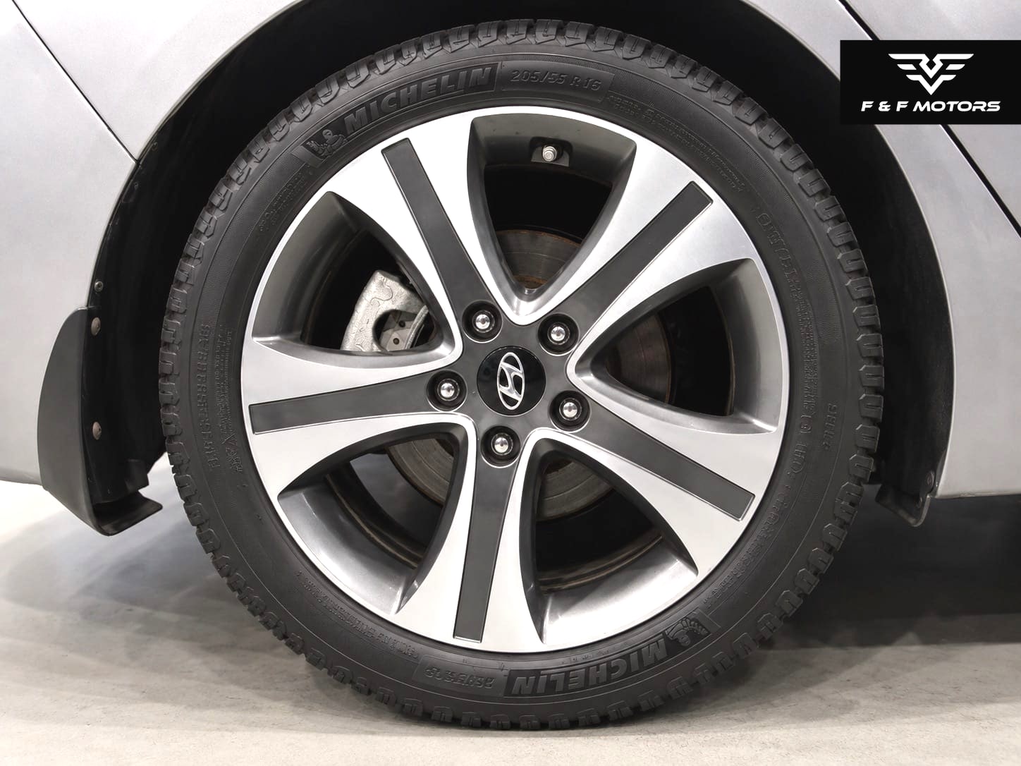 2015 Hyundai Elantra Sport — Wheels