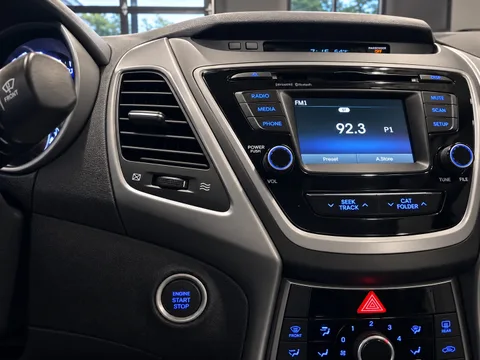 2015 Hyundai Elantra Sport photo 20