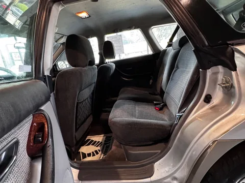 2003 Subaru Outback Outback -CW — Interior