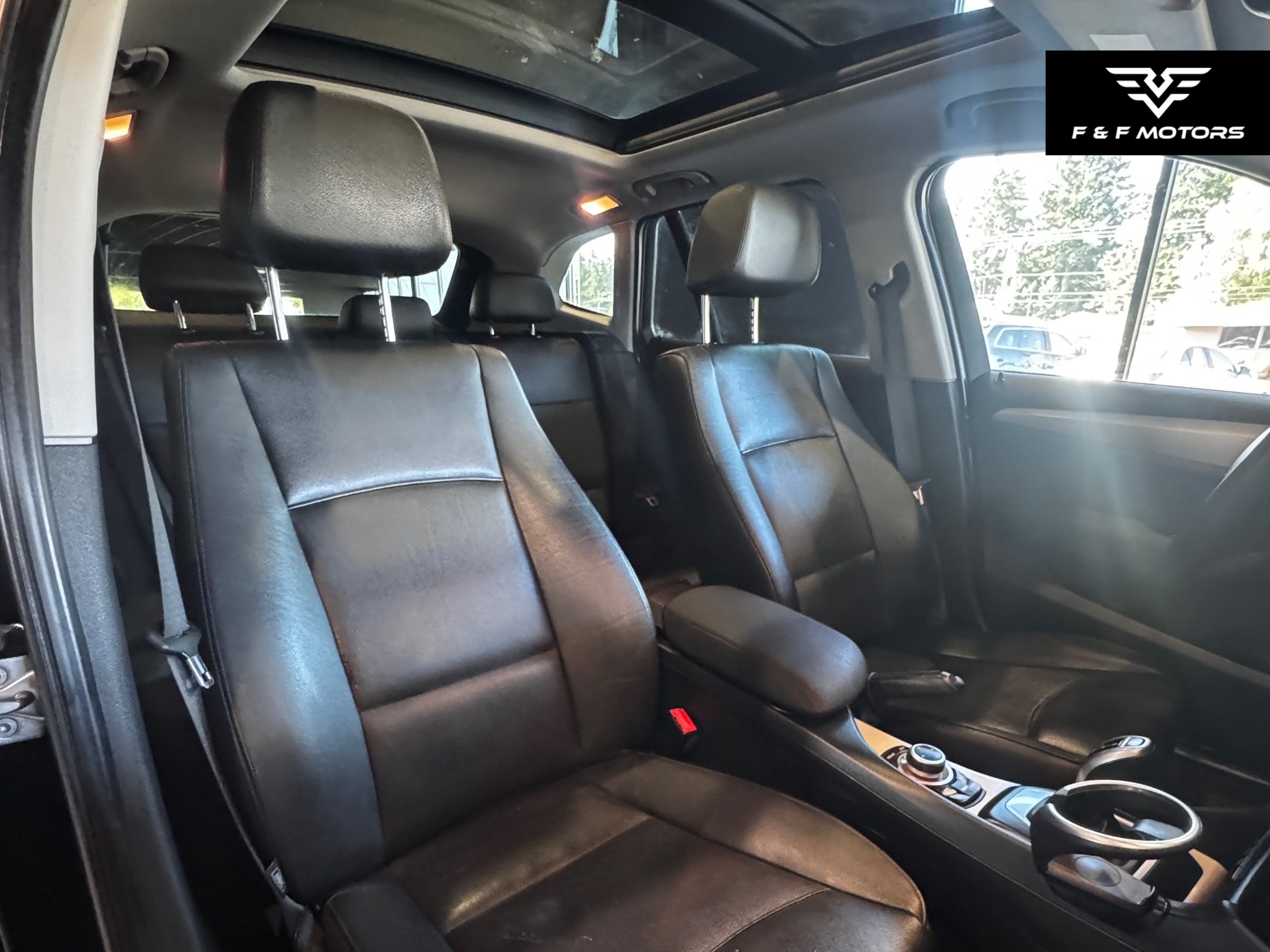 2013 BMW X1 xDrive28i — Interior