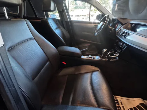 2013 BMW X1 xDrive28i — Interior