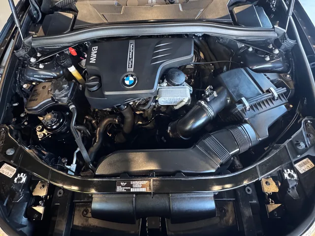 2013 BMW X1 xDrive28i — Engine · Photo 15