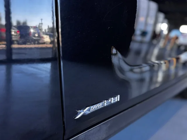 2013 BMW X1 xDrive28i — Imperfections · Photo 24