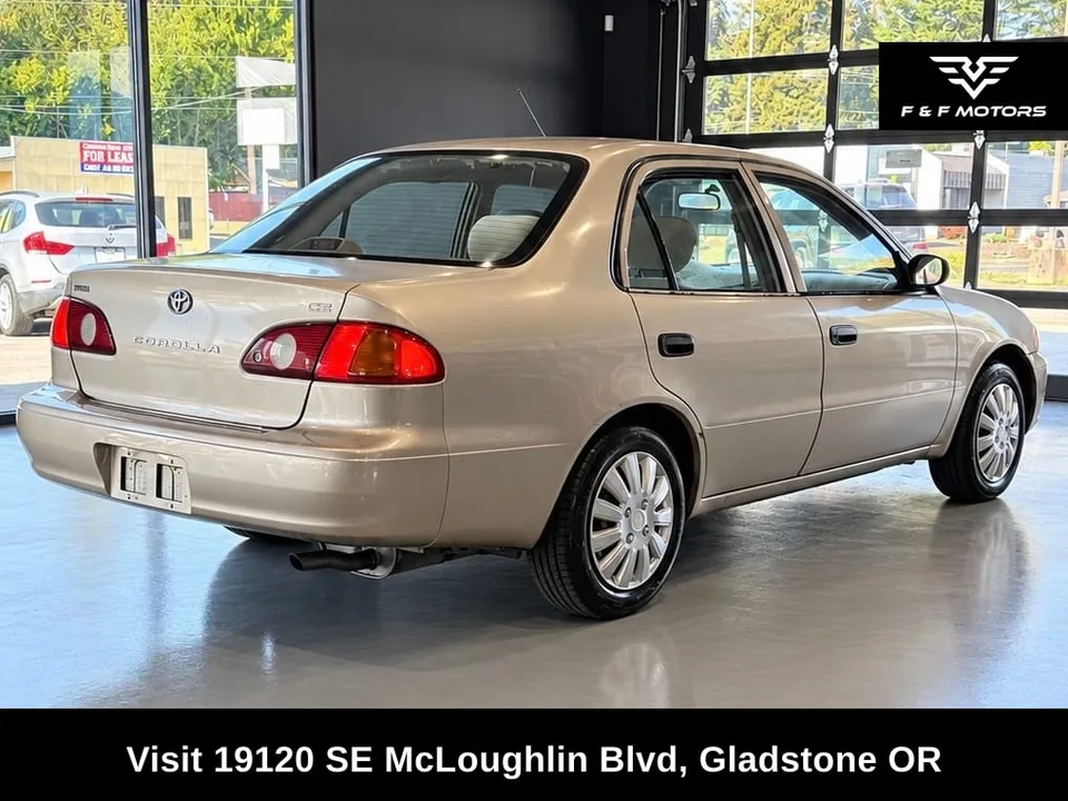 2001 Toyota Corolla CE — Exterior · Photo 4