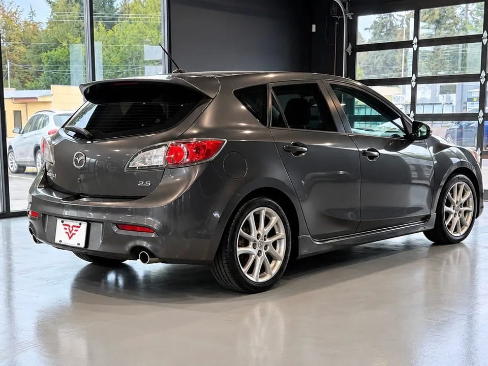 2012 Mazda Mazda3 s Touring — Exterior · Photo 3
