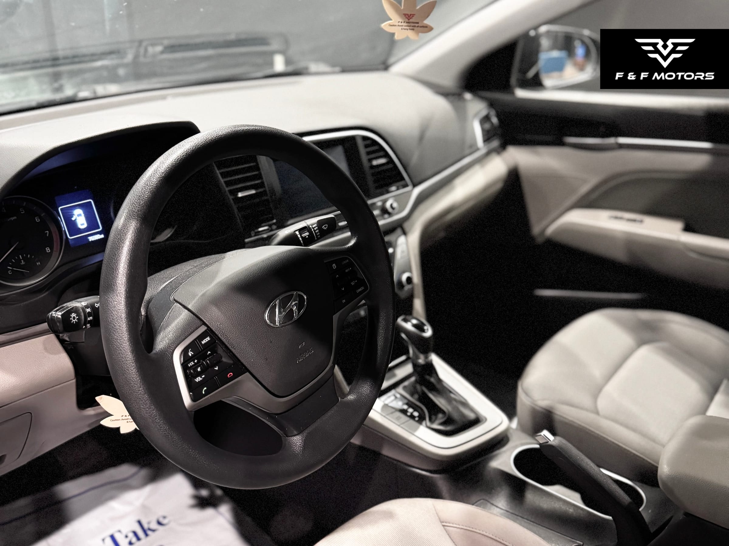 2018 Hyundai Elantra SEL — Interior