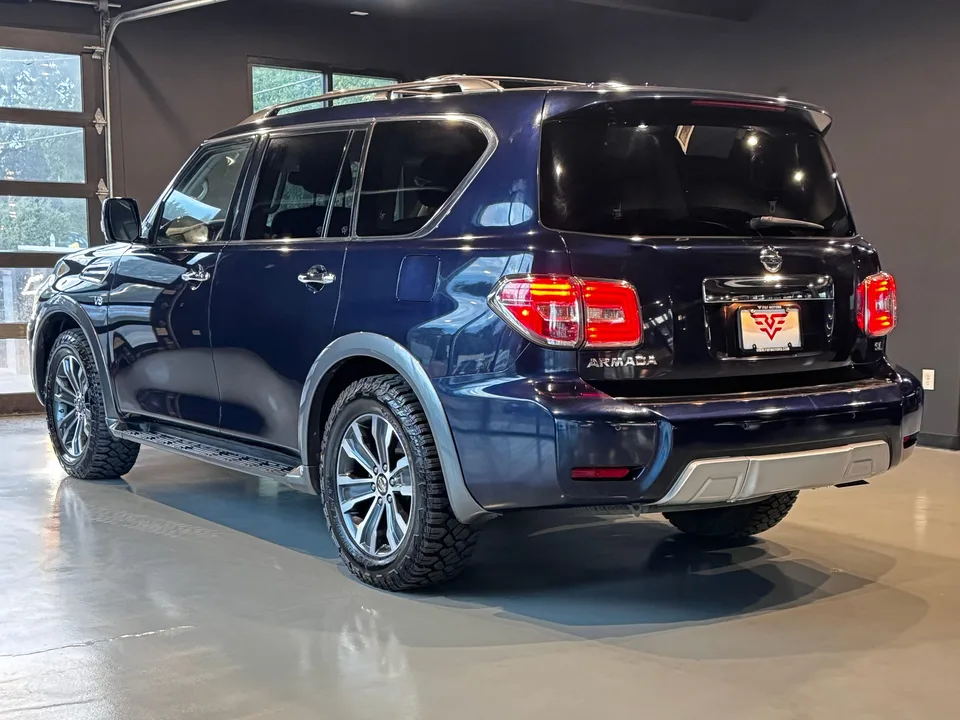 2018 Nissan Armada SL photo 4