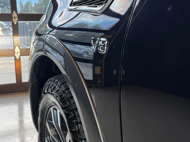 2018 Nissan Armada SL — Wheels · Photo 6