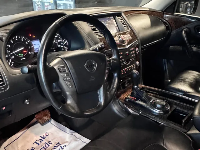 2018 Nissan Armada SL — Interior · Photo 7