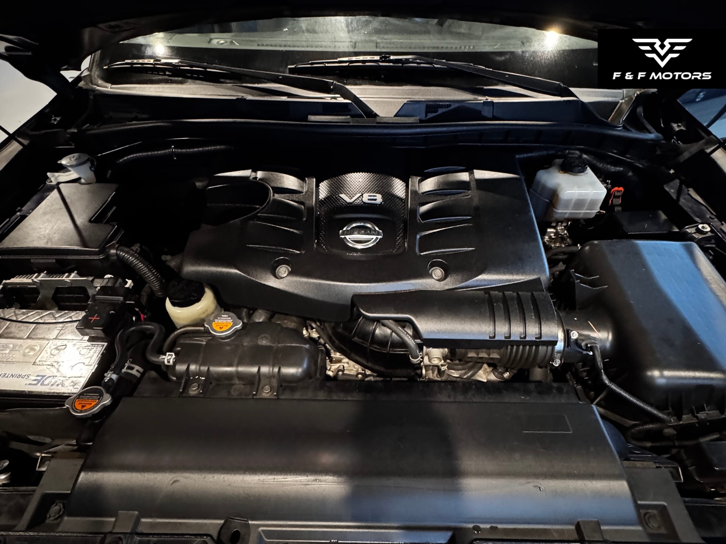 2018 Nissan Armada SL — Engine