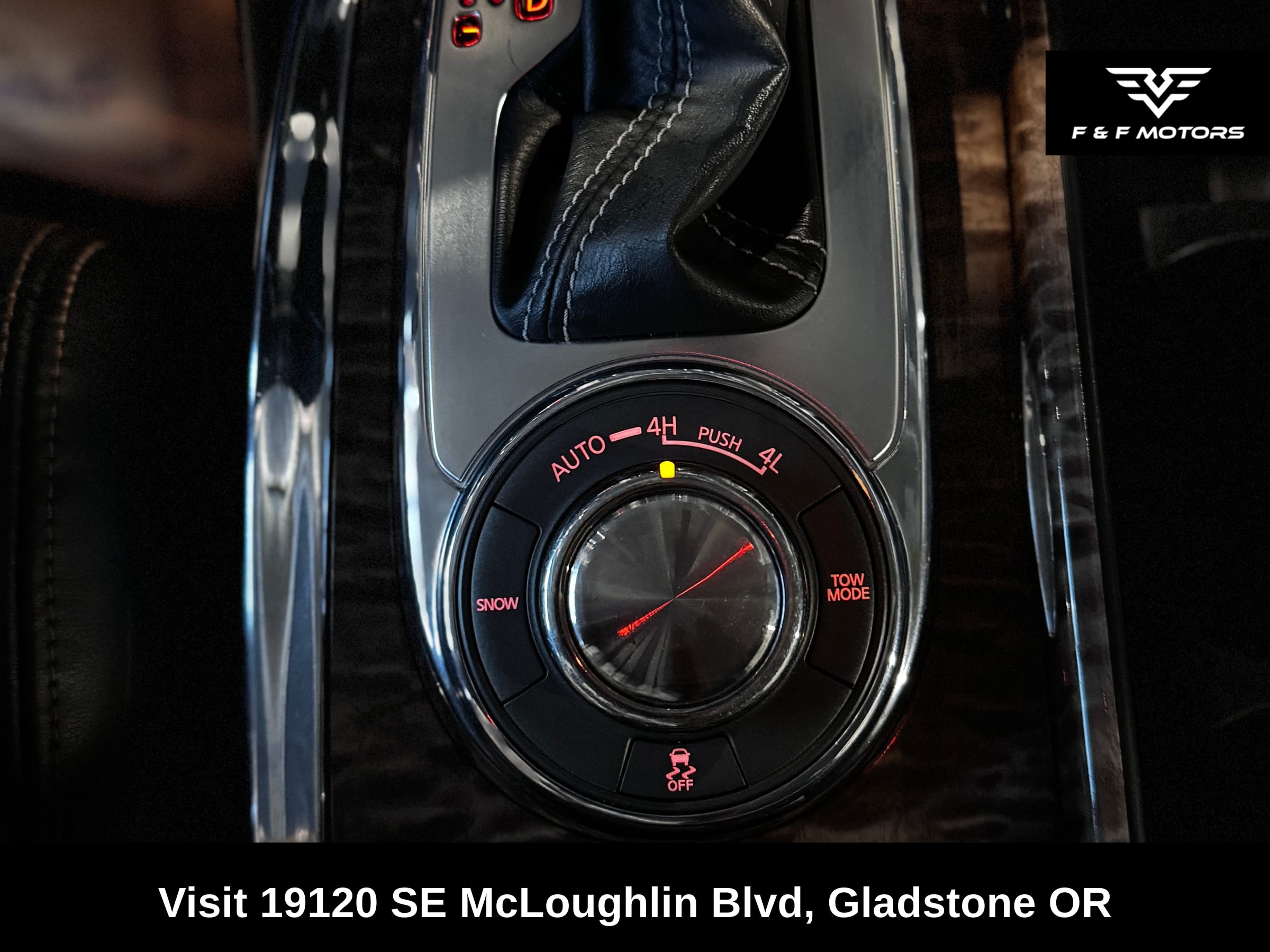 2018 Nissan Armada SL — Interior