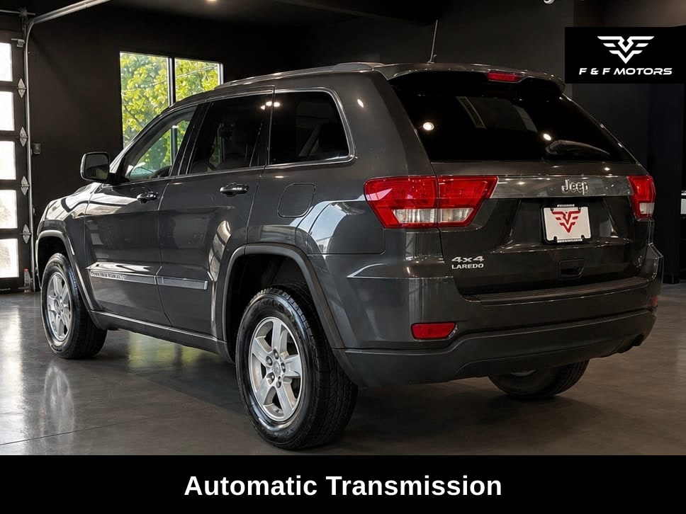 2011 Jeep Grand Cherokee Laredo - Photo 5