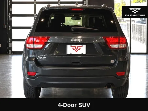 2011 Jeep Grand Cherokee Laredo — Exterior