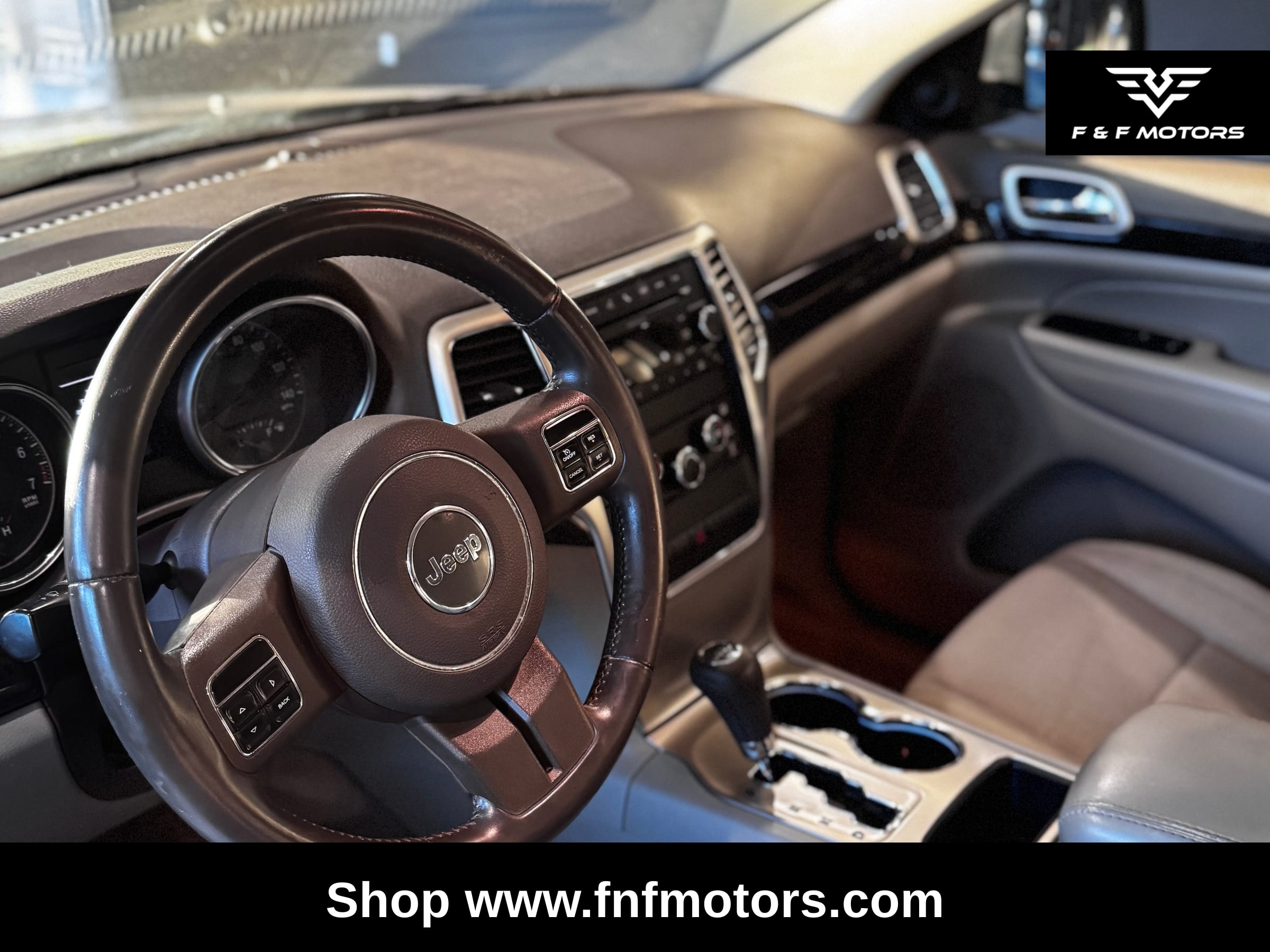 2011 Jeep Grand Cherokee Laredo - Photo 7