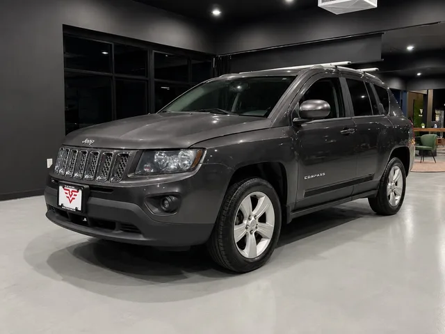 2016 Jeep Compass, photo 2