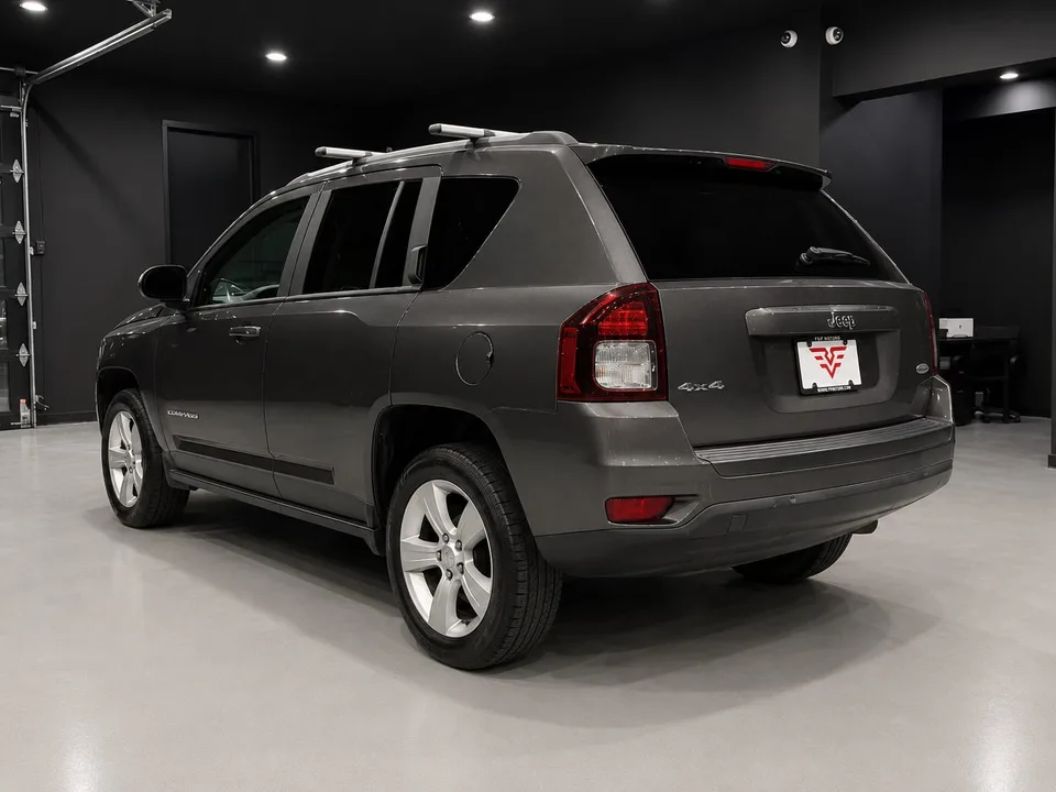 2016 Jeep Compass Latitude photo 5
