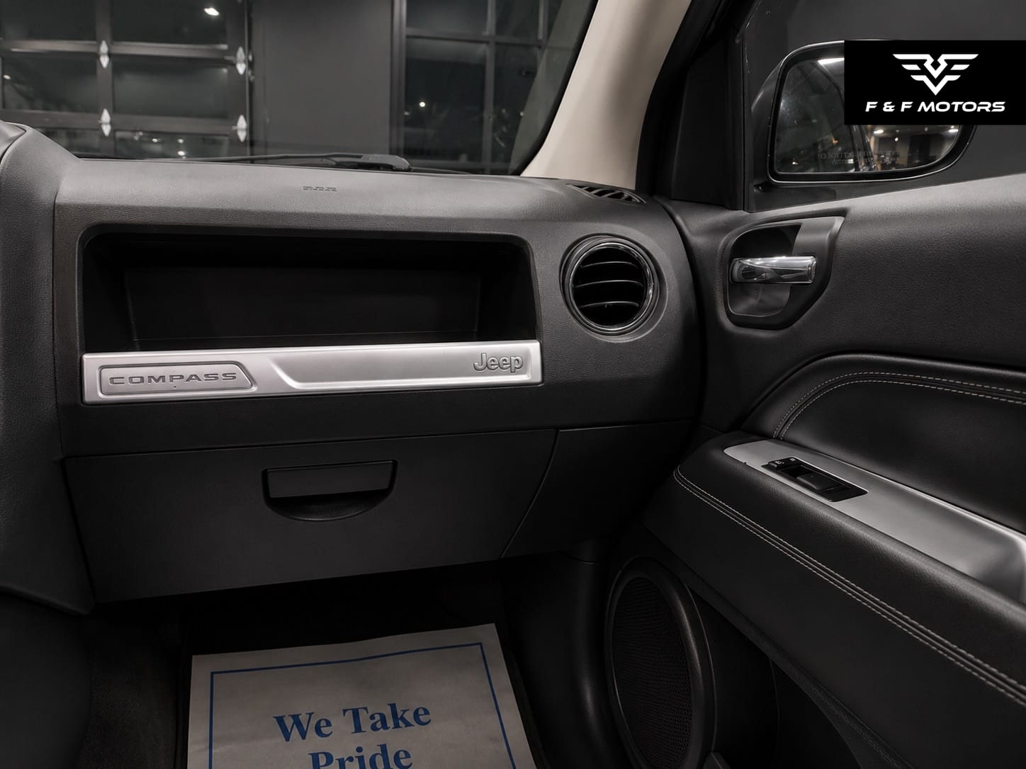 2016 Jeep Compass Latitude — Interior
