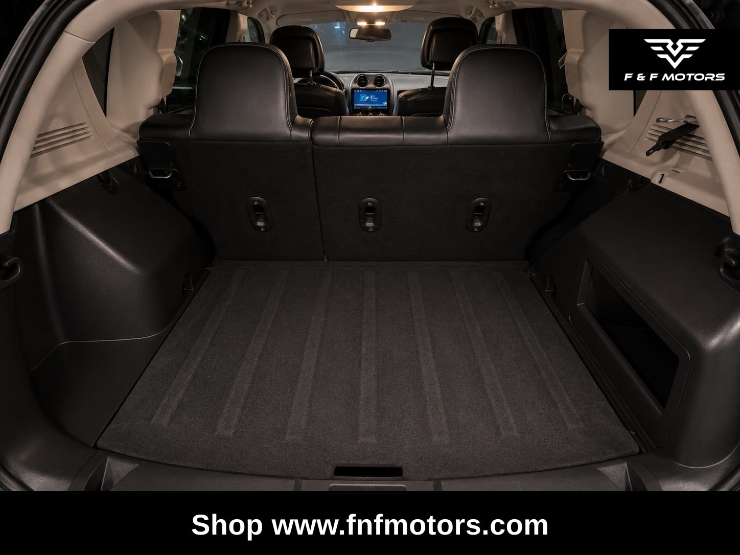 2016 Jeep Compass Latitude photo 16