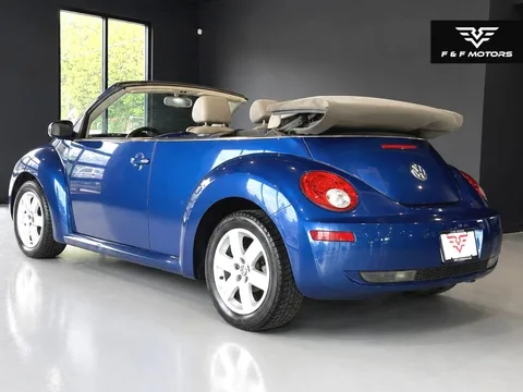 2007 Volkswagen Beetle 2.5 — Interior