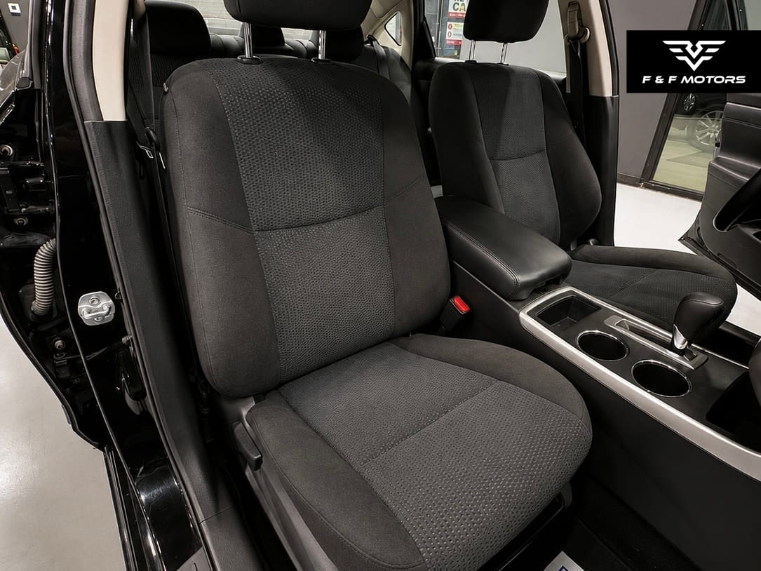 2015 Nissan Altima S — Interior