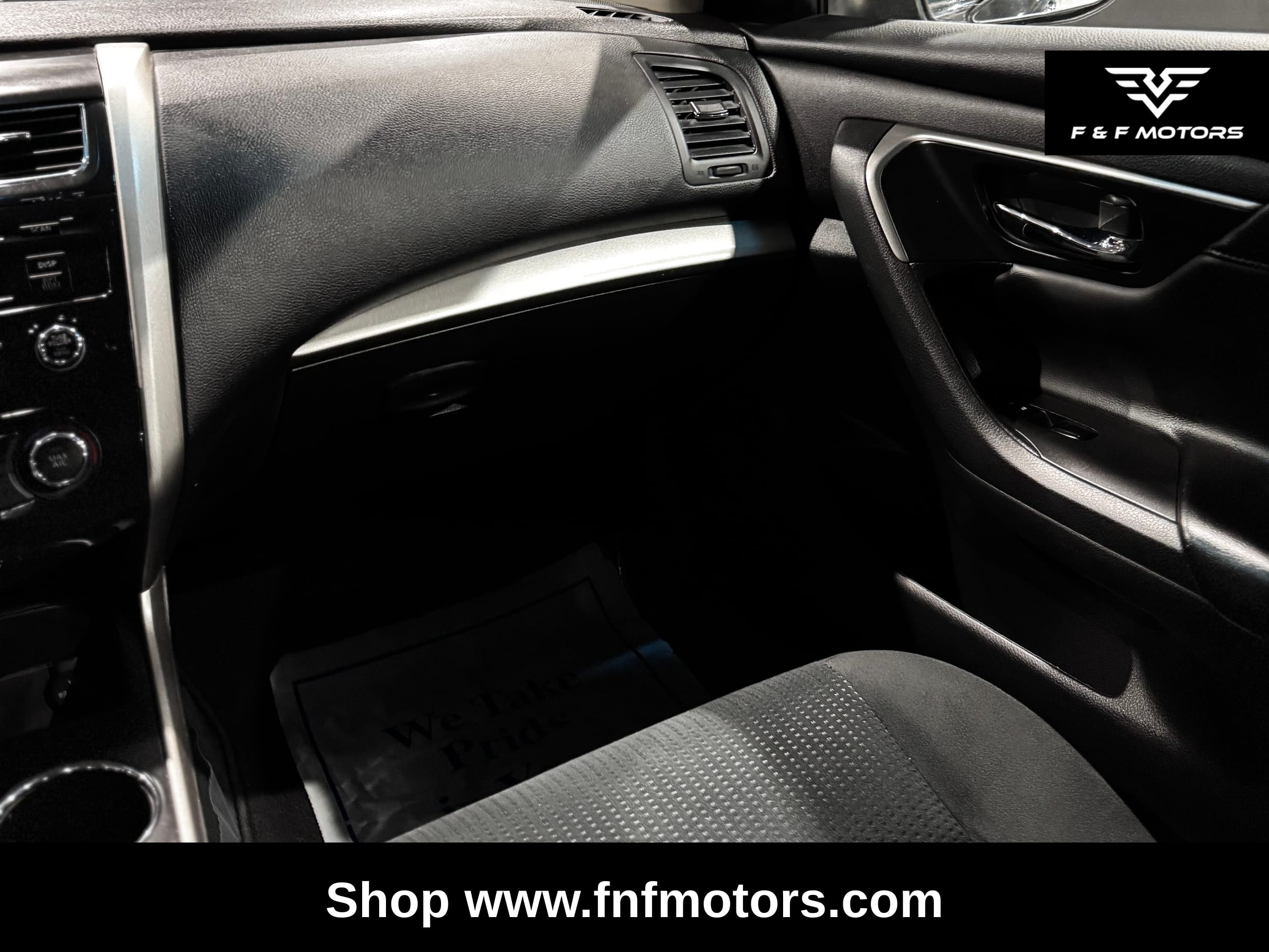 2015 Nissan Altima S — Interior