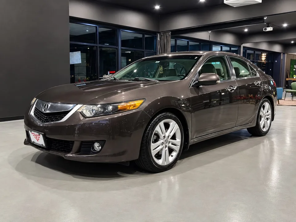 2010 Acura TSX photo 2