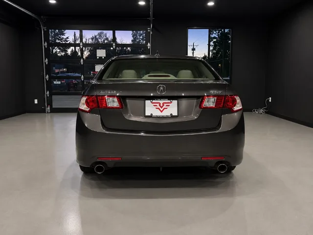 2010 Acura TSX — Exterior · Photo 4