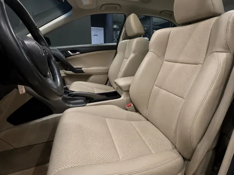 2010 Acura TSX — Interior