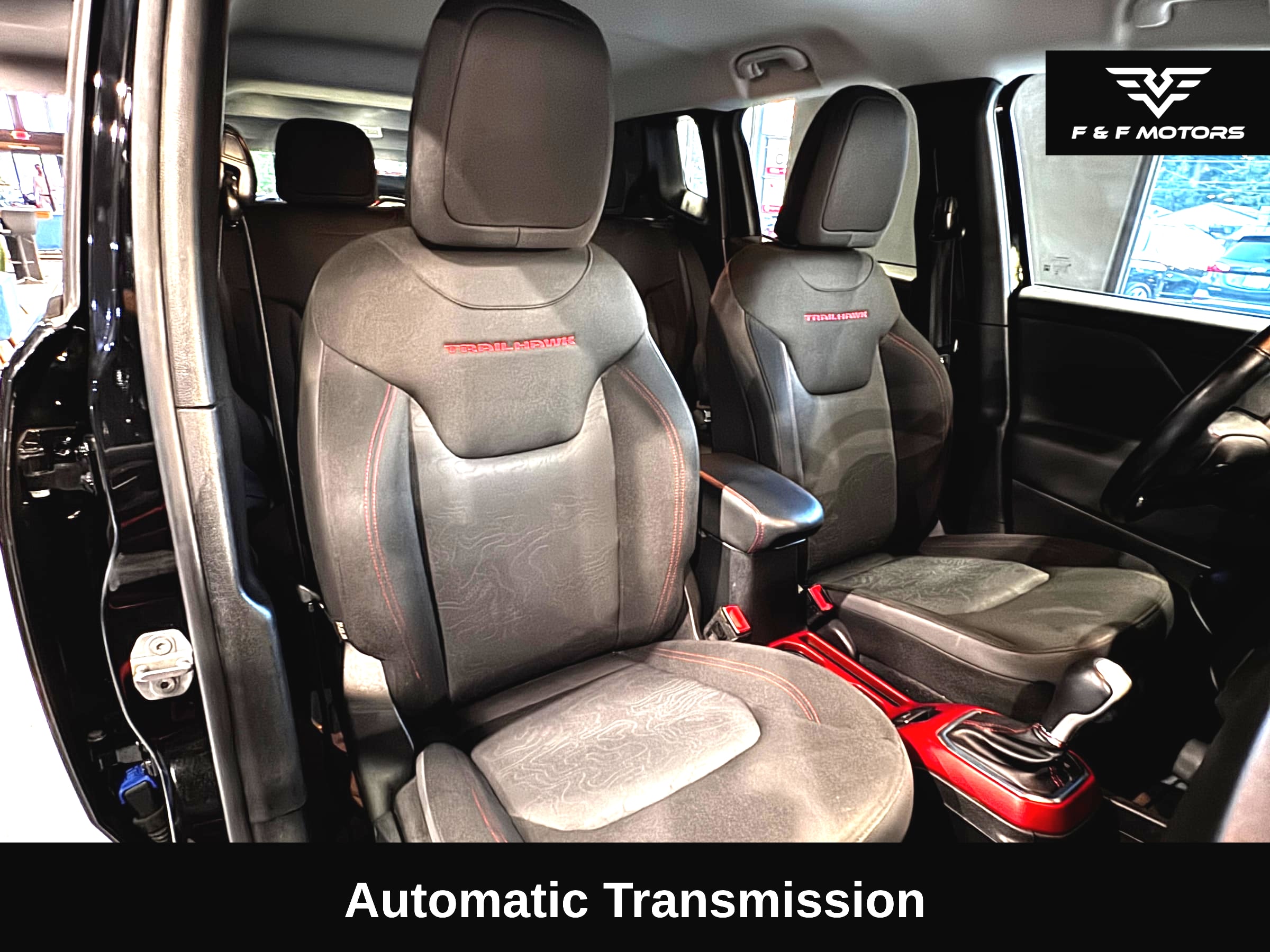 2018 Jeep Renegade Trailhawk — Interior