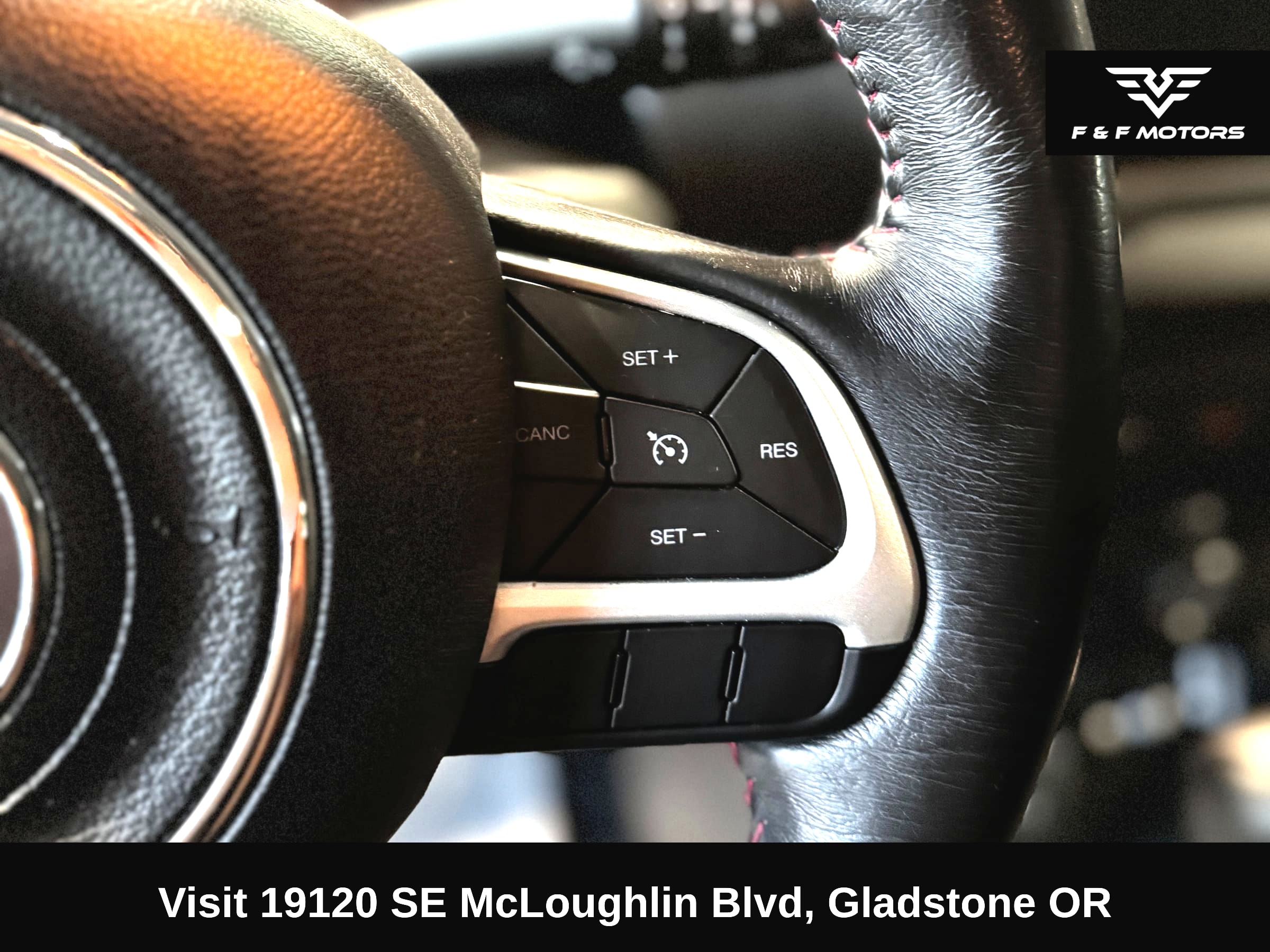 2018 Jeep Renegade Trailhawk — Interior